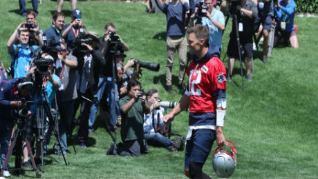 Brady recibe quejas por Tom Terrific