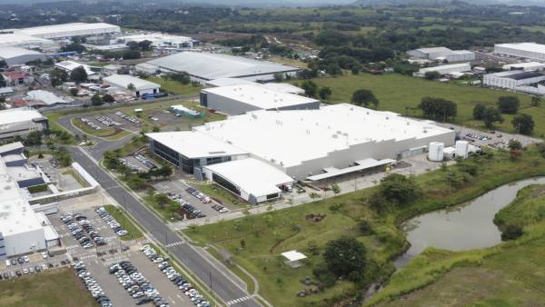 Registrar su marca y nombre comercial: un paso crucial para operar en zona franca