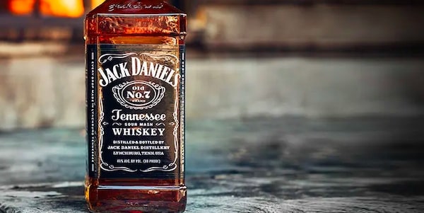 La Corte Suprema respalda a Jack Daniel´s en disputa de marca por juguete para perros