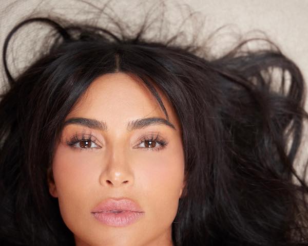 Kim Kardashian protege su nombre en Chile