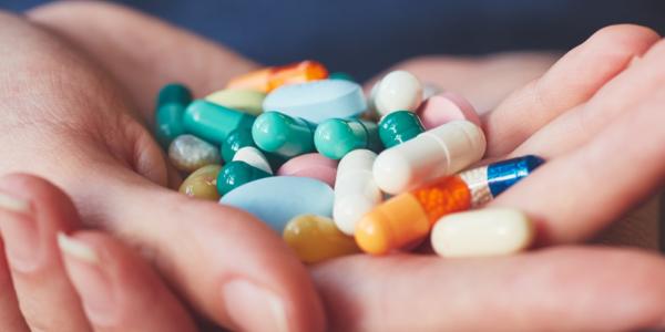 Perú aprueba dictamen para agilizar acceso a medicamentos
