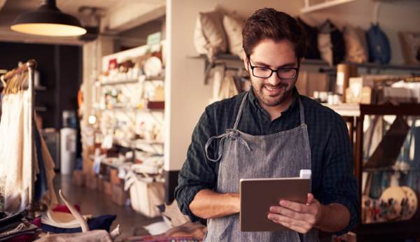 Emprendedores y la importancia de registrar sus marcas en la era digital
