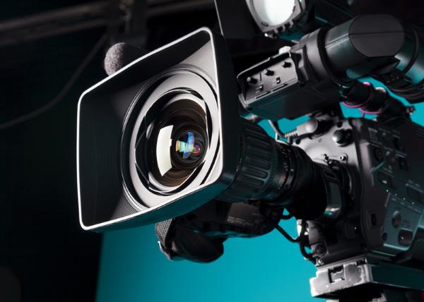 Remakes, secuelas y adaptaciones: ¿Qué derechos se necesitan en México para recontar una historia?