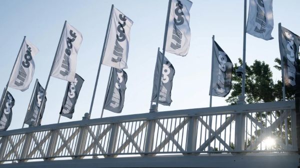 LIV Golf enfrenta demanda por presunta infracción marcaria