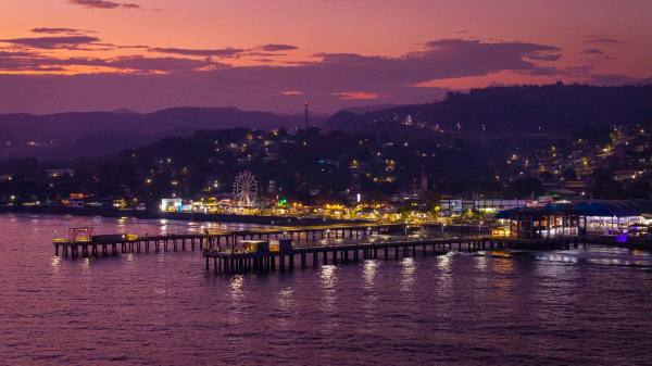 El Salvador Expands Benefits for Its Diaspora