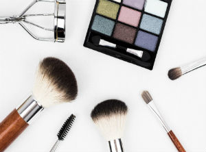 Cosmetic industry urges to buy legitimate products