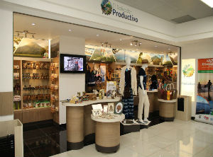 Reinforcing cultural identity with 100 per cent Salvadoran products