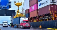 Extending trade between El Salvador and Guatemala